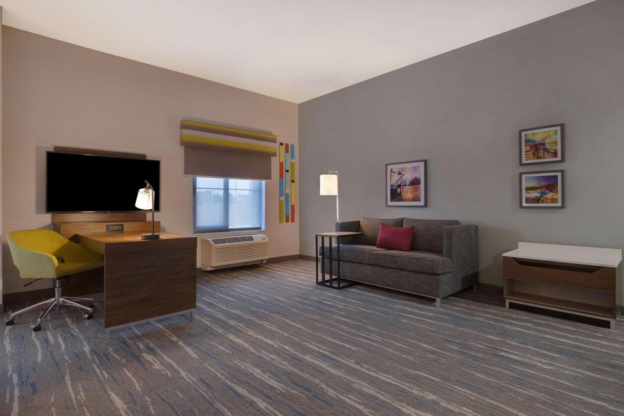 Hampton Inn & Suites Марина Екстериор снимка